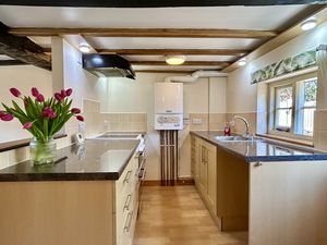 Kitchen- click for photo gallery